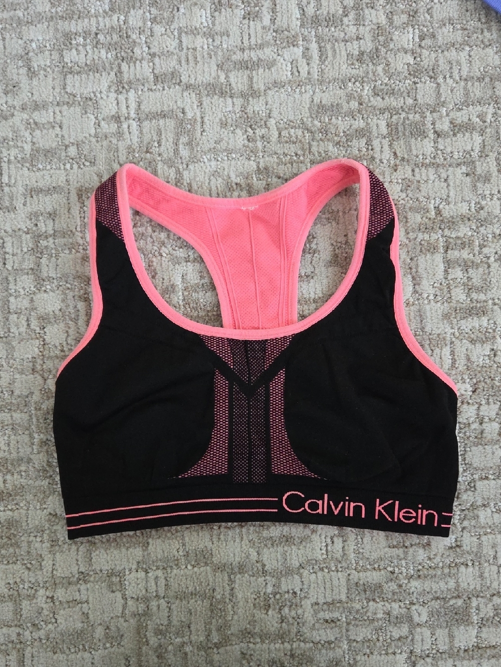 Calvin Klein Performance Sports Bra Pre-Loved Very Good Condition Size L